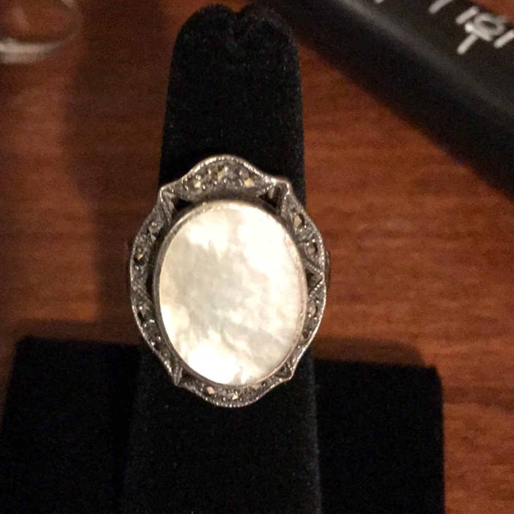 925 Sterling Silver Beautiful ring